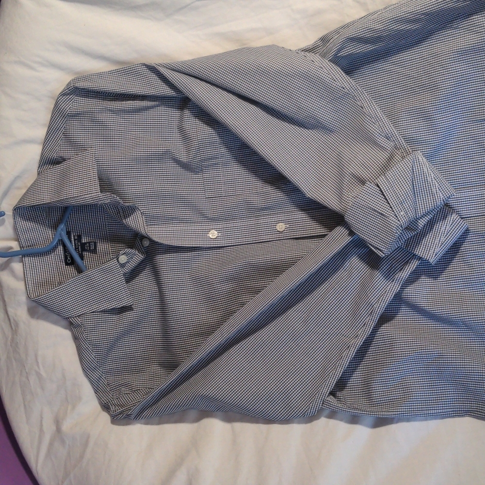 Men's croft & barrow classic fit blue and white shirt